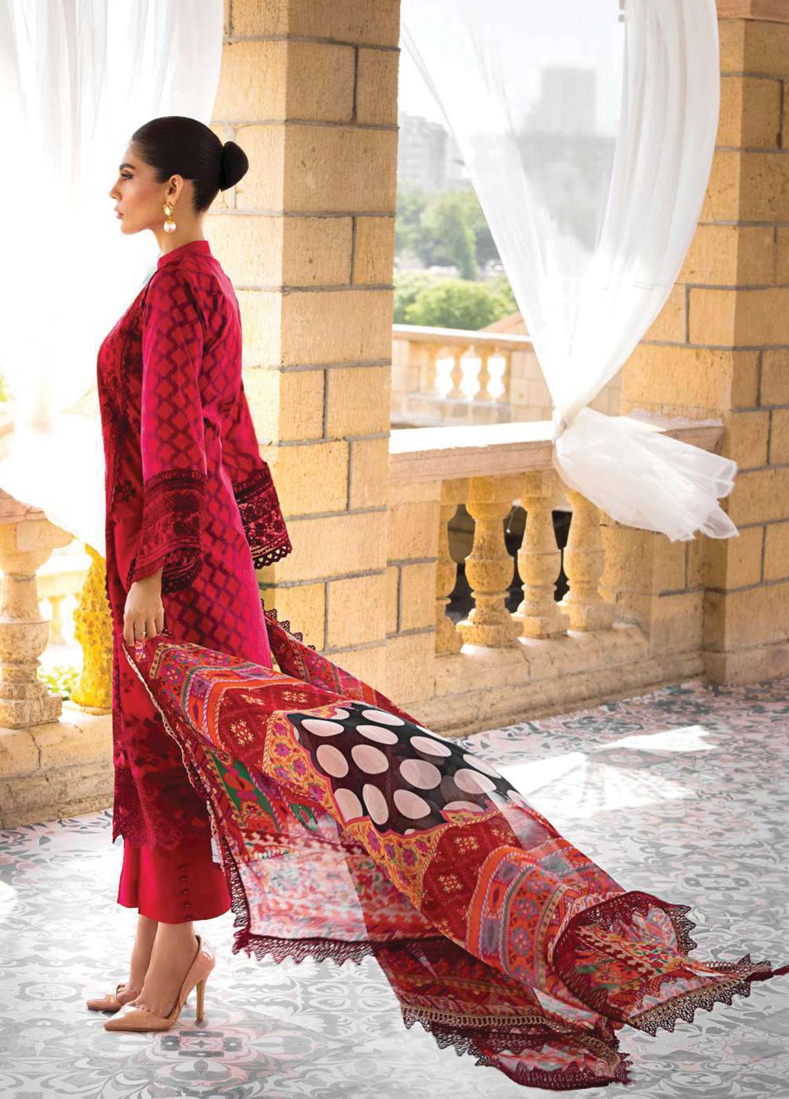 D#3A Zainab Chottani Luxury Emb Lawn Collection 623 D#3A Zainab Chottani Luxury Emb Lawn Collection 623