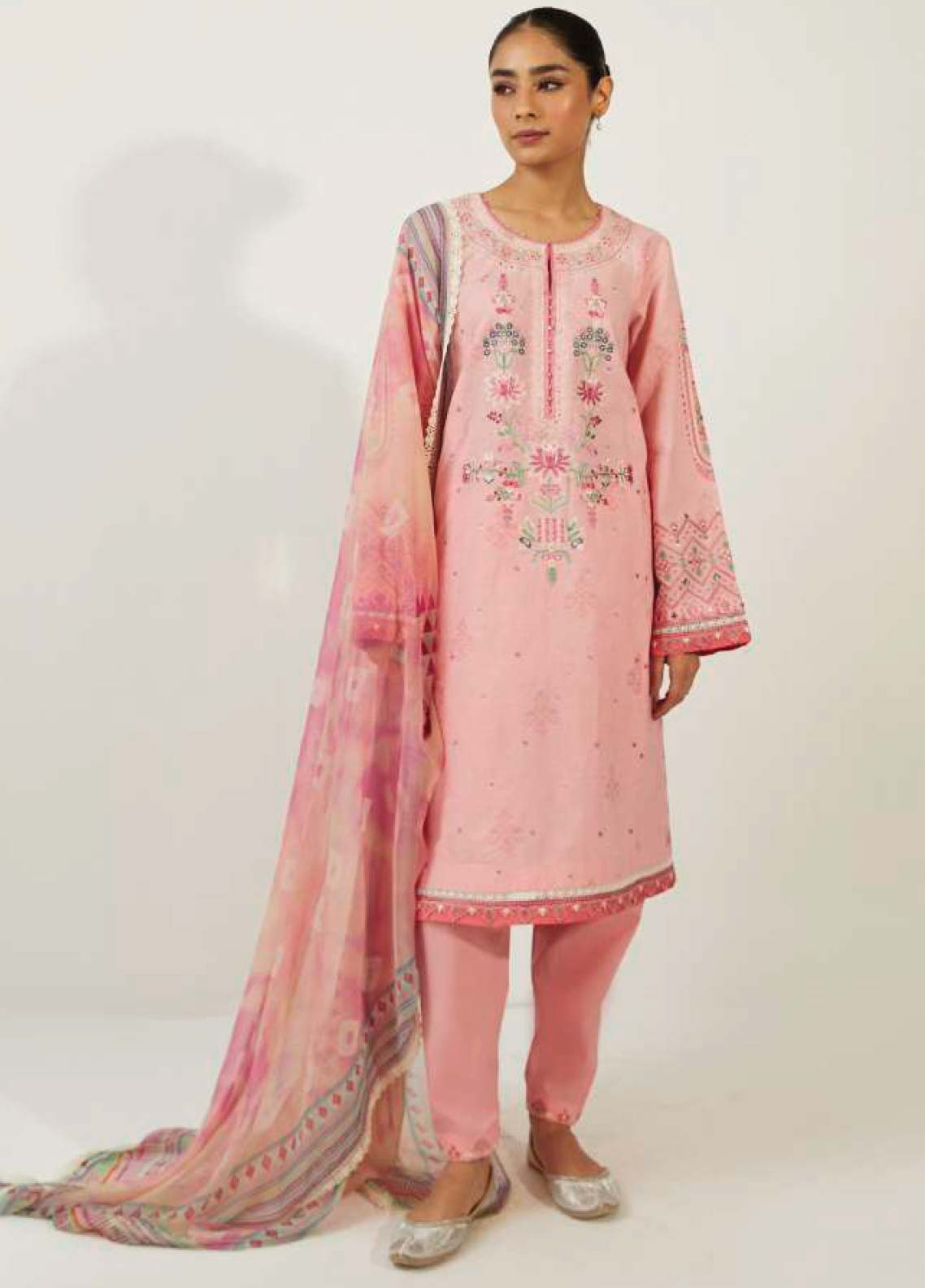 D#8A Zara Shahjahan Coco Emb Lawn Collection 623 D#8A Zara Shahjahan Coco Emb Lawn Collection 623