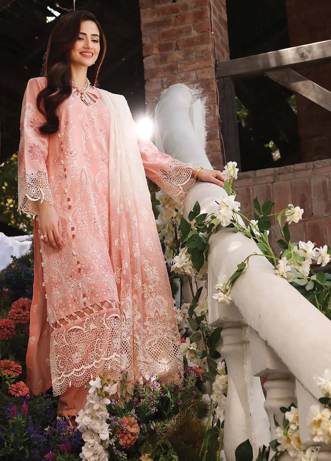 D#06 Elaf Festive Chikankari Collection 623 D#06 Elaf Festive Chikankari Collection 623