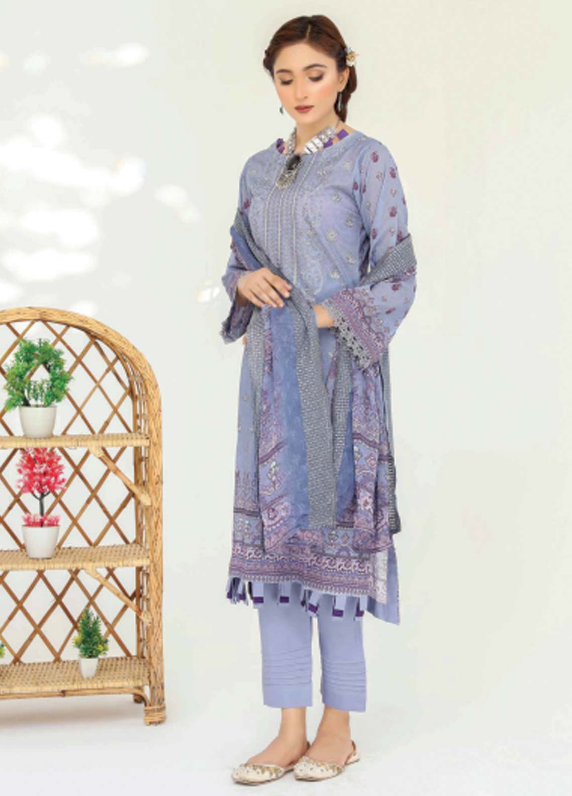 D#09 Abisha Digital Emb Lawn Collection 623 V-50 D#09 Abisha Digital Emb Lawn Collection 623 V-50