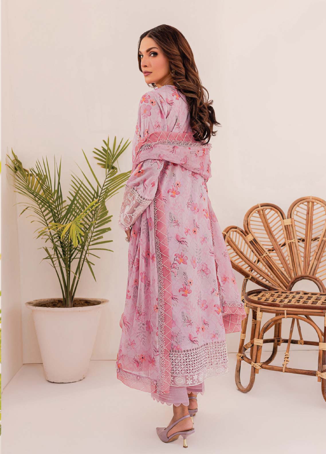 D#08 Farasha Mehek Festive Lawn Collection 623 D#08 Farasha Mehek Festive Lawn Collection 623