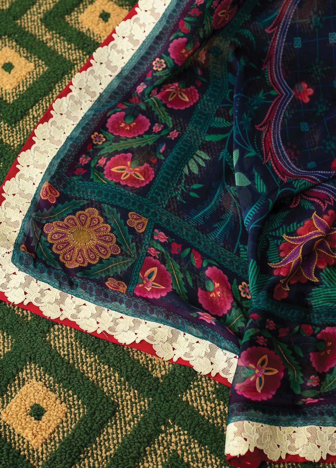 D#08 Zara Shahjahan Emb Lawn Collection 623 V-2 D#08 Zara Shahjahan Emb Lawn Collection 623 V-2