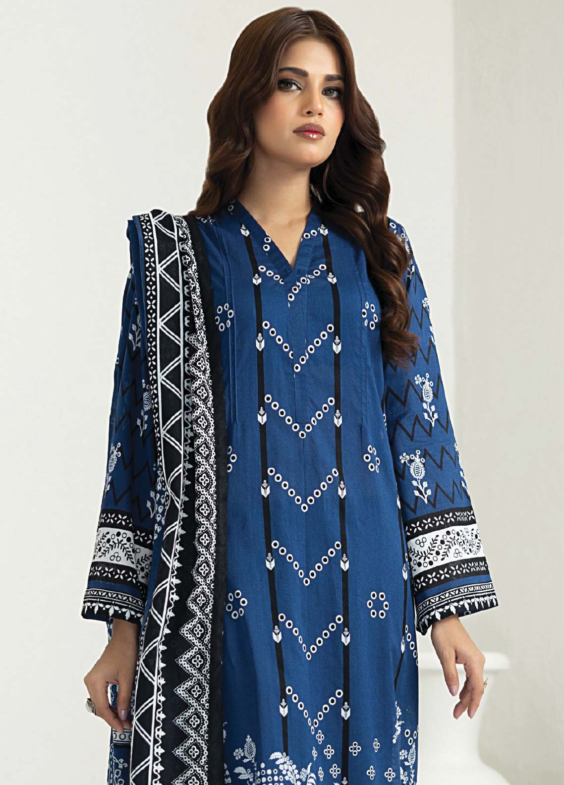 D#0489 LSM Lakhany Monochrome Black & White Lawn Collection 623 D#0489 LSM Lakhany Monochrome Black & White Lawn Collection 623