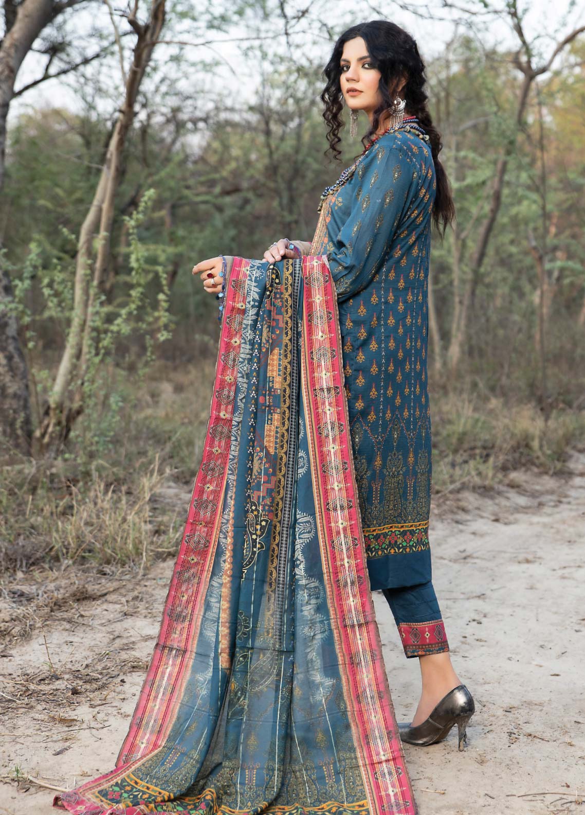 D#02 Ain Alif Digital Printed Lawn Collection 623 D#02 Ain Alif Digital Printed Lawn Collection 623