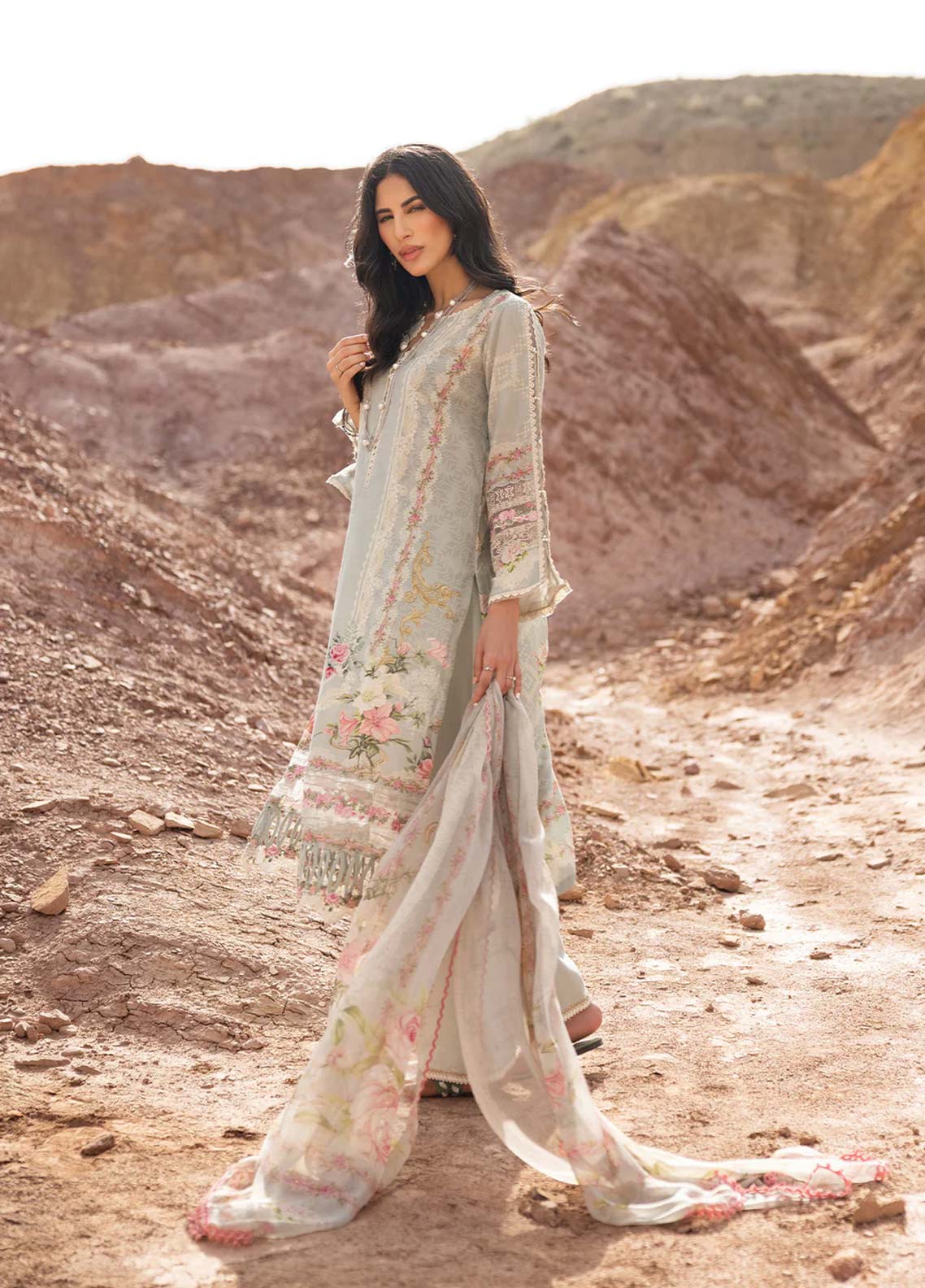 D#3B Elaf Signature Emb Lawn Collection 623 D#3B Elaf Signature Emb Lawn Collection 623