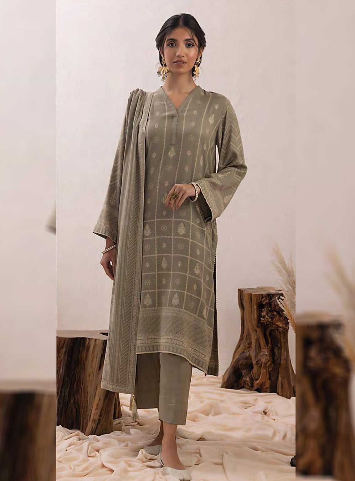 D#50B LSM Lakhany Pashmina Printed Collection 923 D#50B LSM Lakhany Pashmina Printed Collection 923