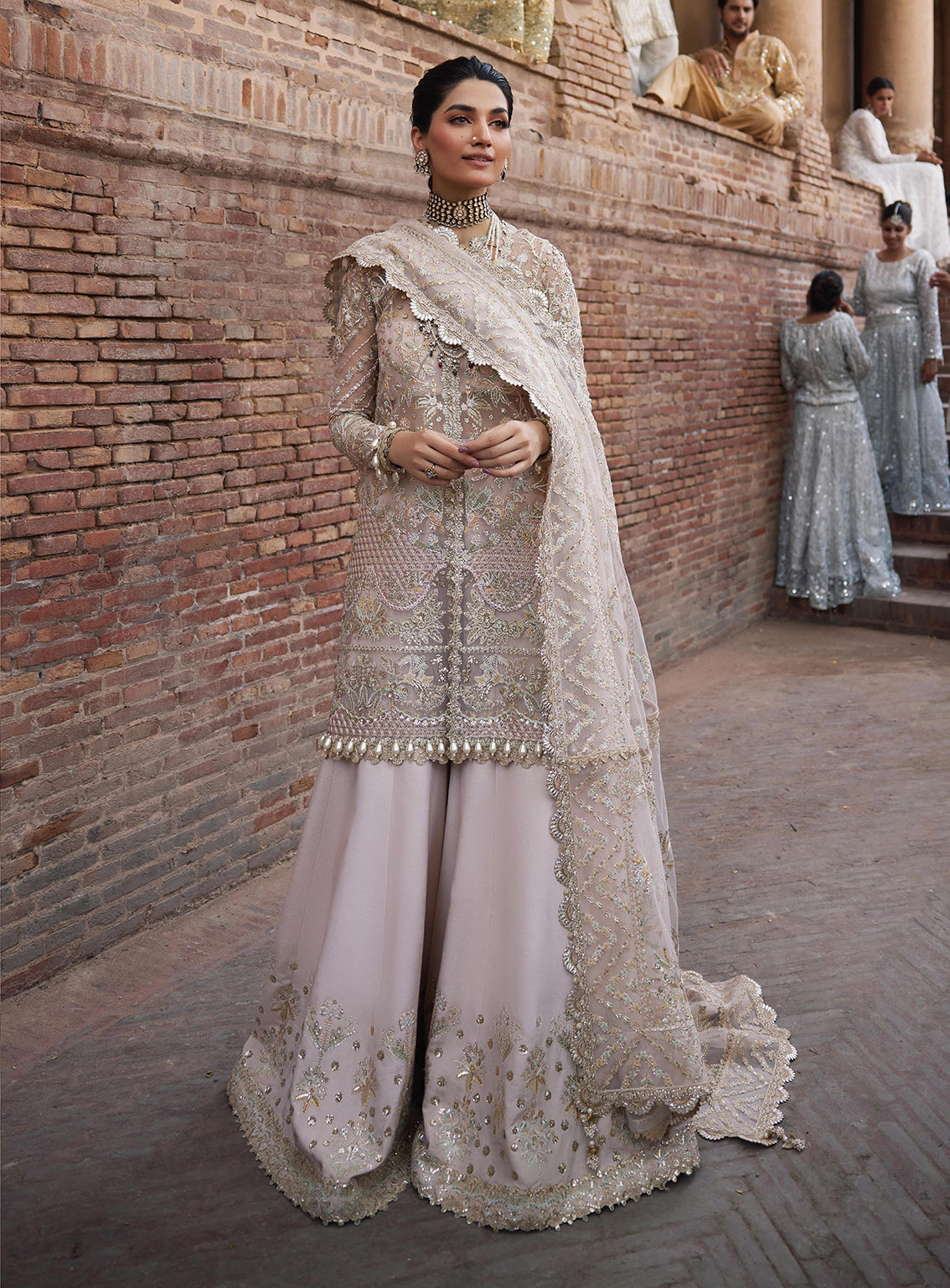 Afrozeh Embroidered Organza Unstitched 3 Piece Suit - 07 Afrozeh Embroidered Organza Unstitched 3 Piece Suit - 07