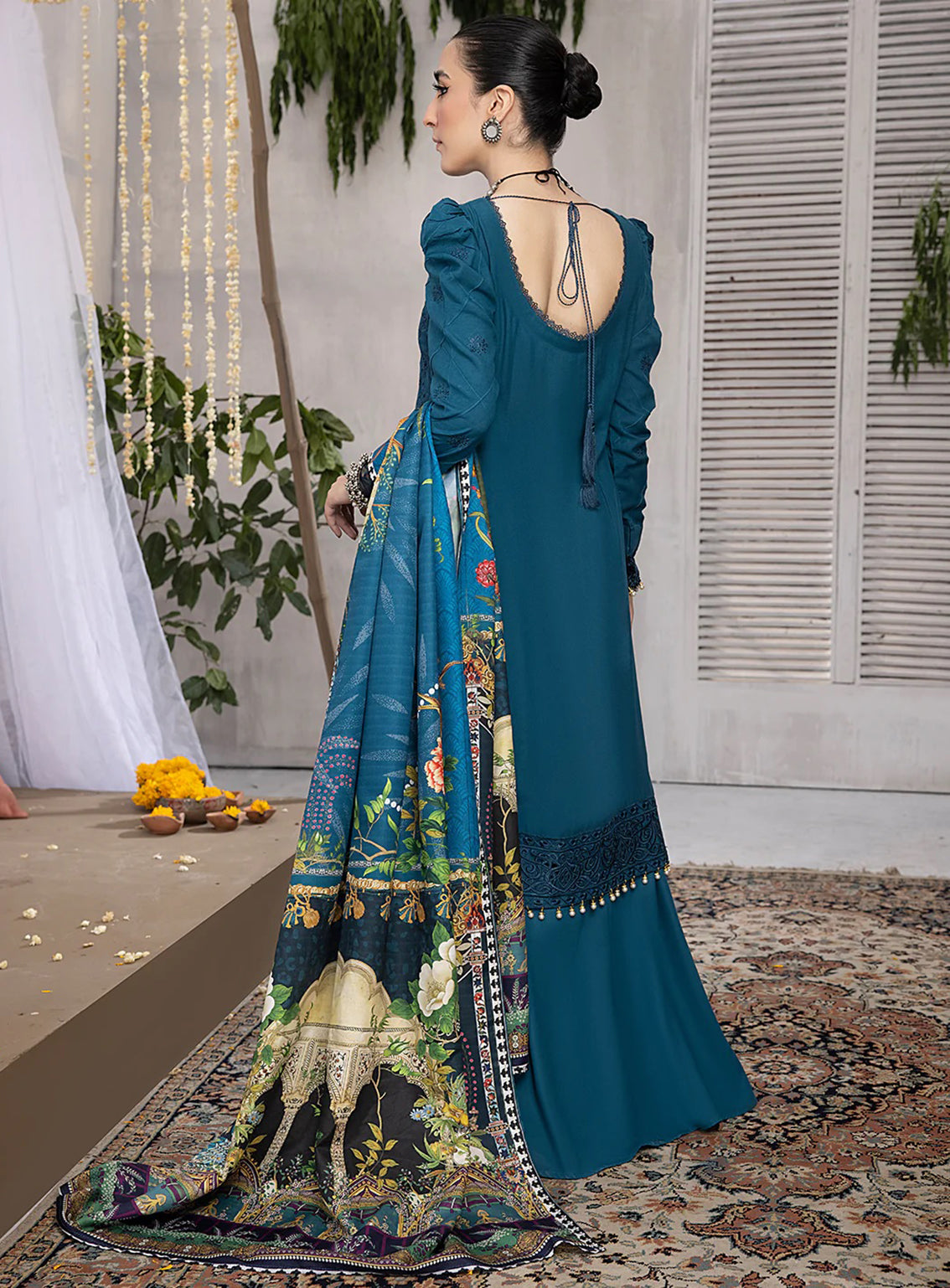 D#07 Mahnur Mehru Linen Winter Collection 923 D#07 Mahnur Mehru Linen Winter Collection 923