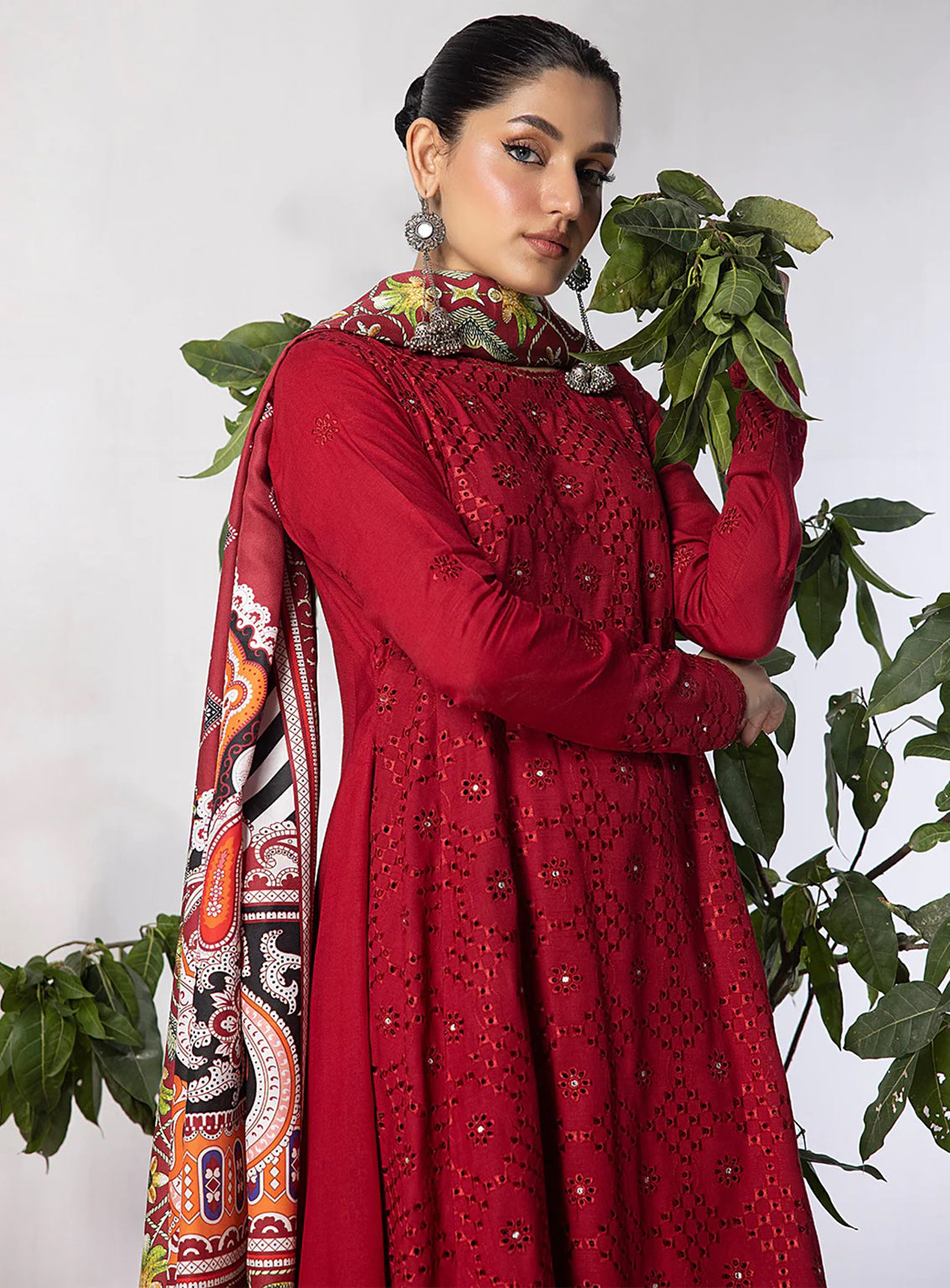 D#12 Mahnur Mehru Linen Winter Collection 923 D#12 Mahnur Mehru Linen Winter Collection 923
