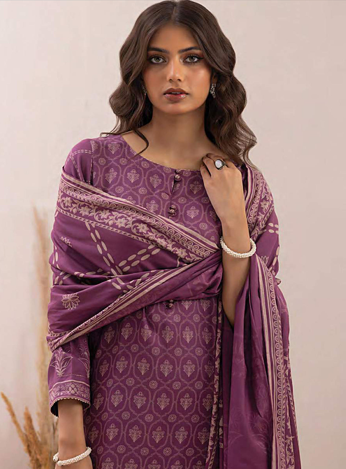 D#12A LSM Lakhany Pashmina Printed Collection 923 D#12A LSM Lakhany Pashmina Printed Collection 923