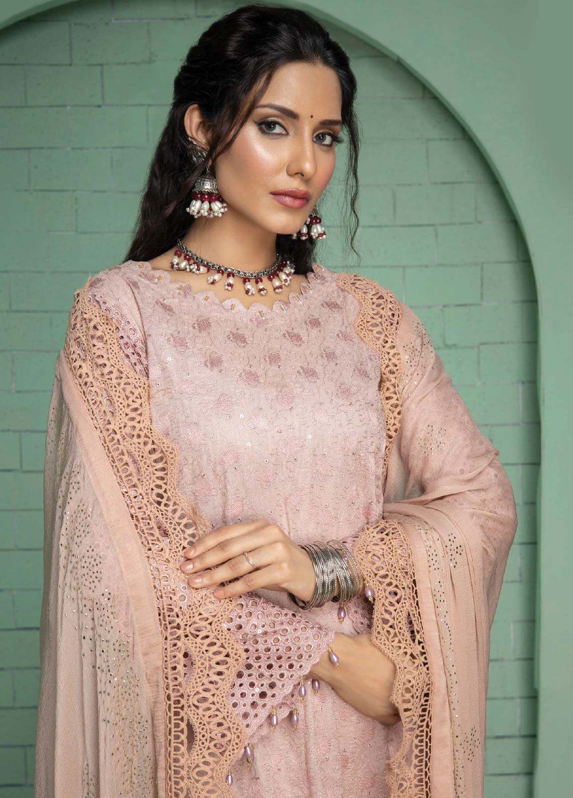 D#02 Schick Juhi Luxury Emb Lawn Collection 623 D#02 Schick Juhi Luxury Emb Lawn Collection 623