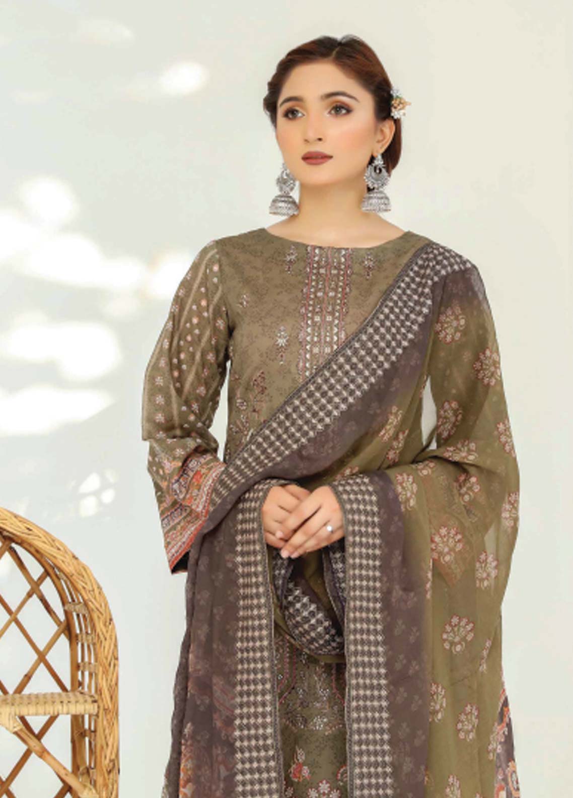 D#08 Abisha Digital Emb Lawn Collection 623 V-50 D#08 Abisha Digital Emb Lawn Collection 623 V-50