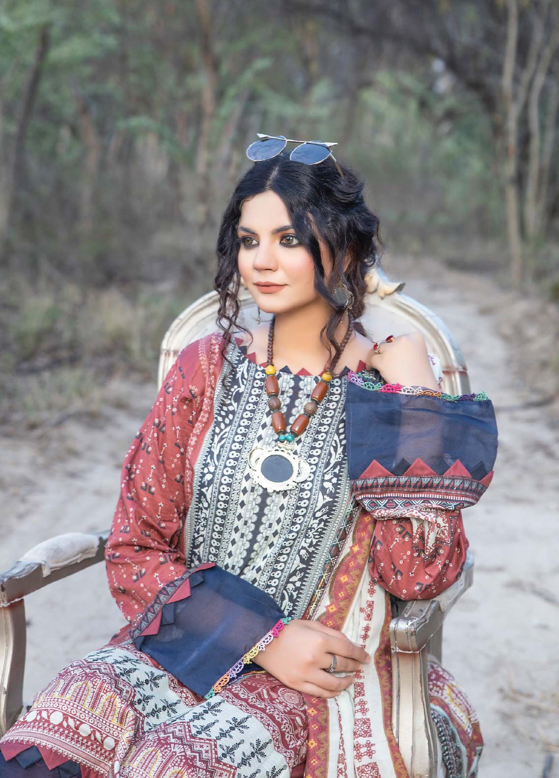 D#03 Ain Alif Digital Printed Lawn Collection 623 D#03 Ain Alif Digital Printed Lawn Collection 623