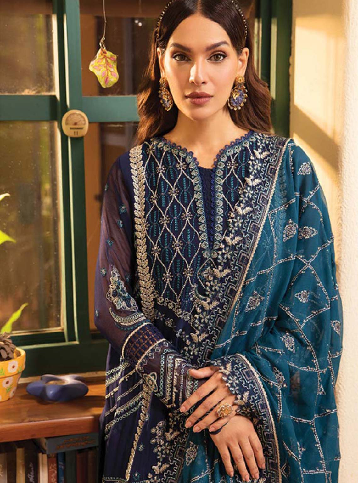 D#04 Xenia La Mode Luxury Formal Collection 823 D#04 Xenia La Mode Luxury Formal Collection 823