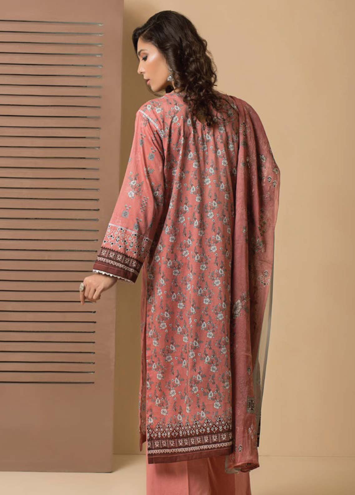 D#7750 Rashid Sevda Emb Lawn Collection 623 D#7750 Rashid Sevda Emb Lawn Collection 623