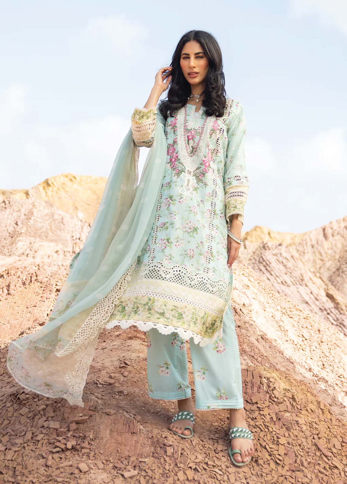 D#1B Elaf Signature Emb Lawn Collection 623 D#1B Elaf Signature Emb Lawn Collection 623