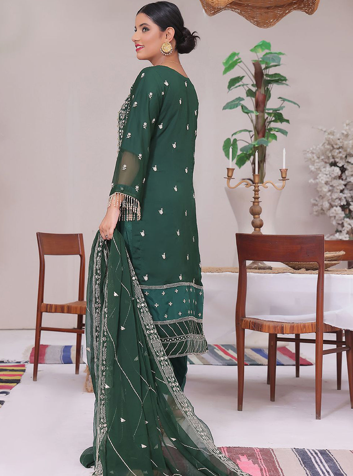D#06 Amaira Fashion Duchess Semi Stitched Luxury Chiffon Collection 823 D#06 Amaira Fashion Duchess Semi Stitched Luxury Chiffon Collection 823