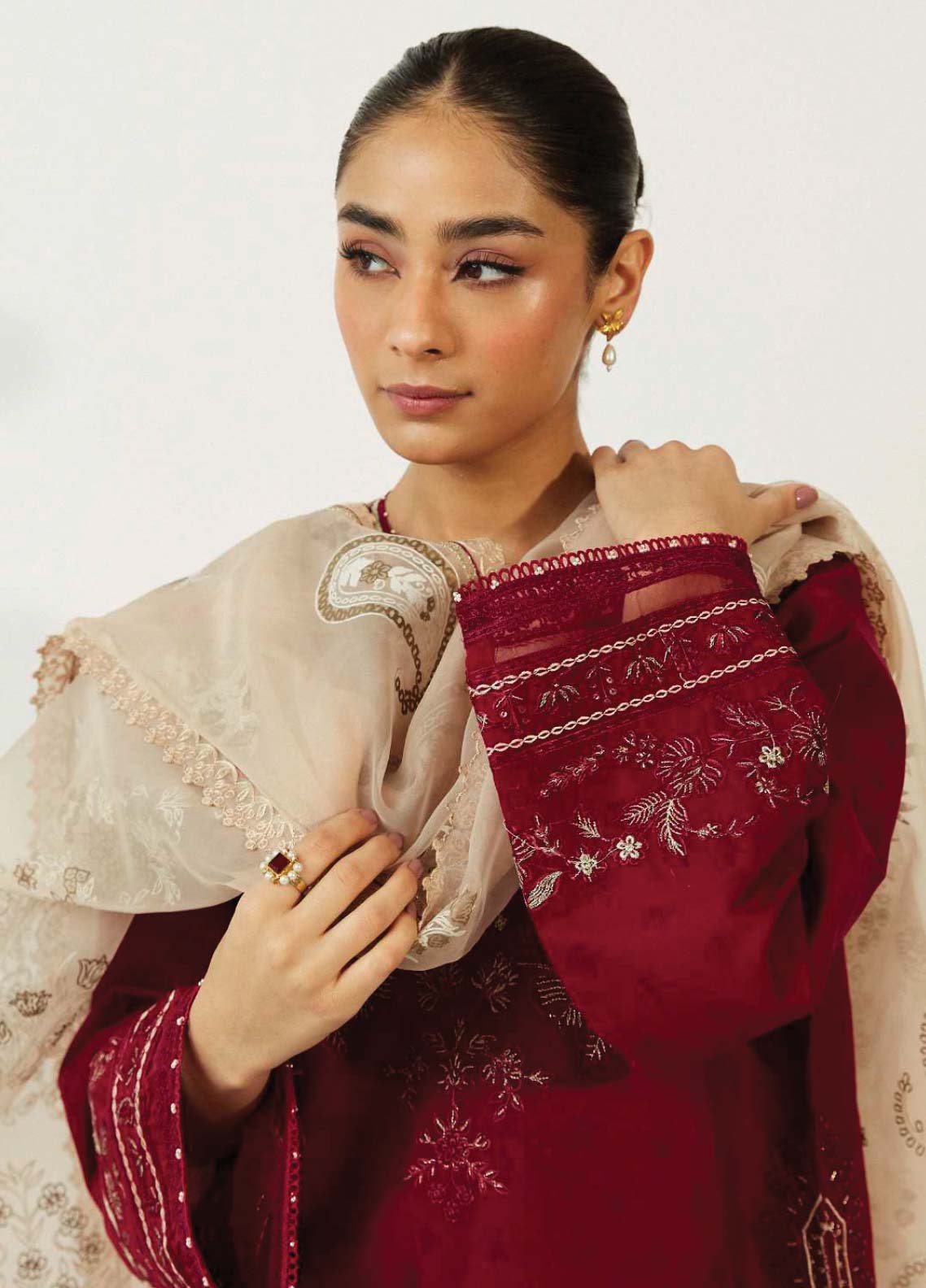 D#1A Zara Shahjahan Coco Emb Lawn Collection 623 D#1A Zara Shahjahan Coco Emb Lawn Collection 623