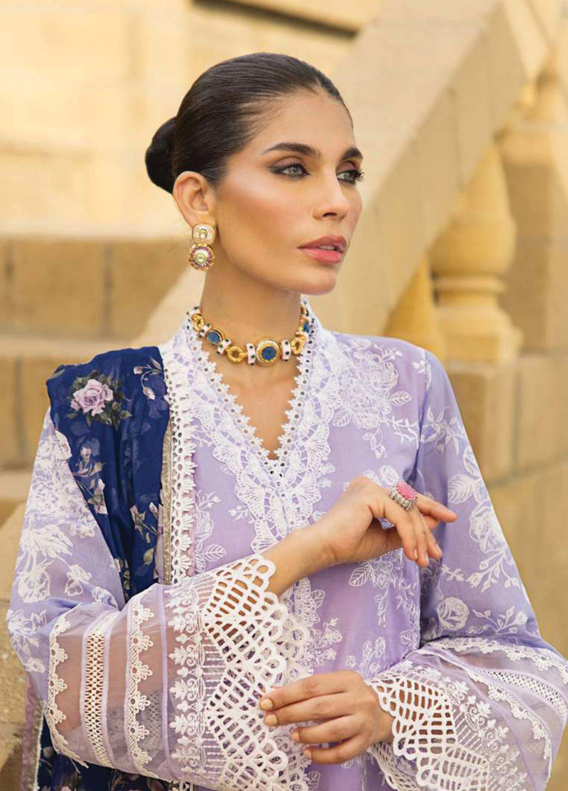 D#1B Zainab Chottani Luxury Emb Lawn Collection 623 D#1B Zainab Chottani Luxury Emb Lawn Collection 623