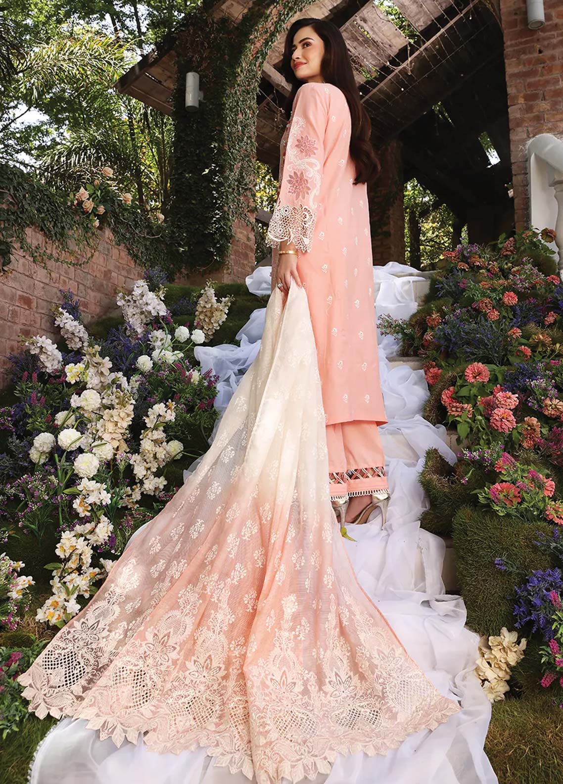 D#06 Elaf Festive Chikankari Collection 623 D#06 Elaf Festive Chikankari Collection 623