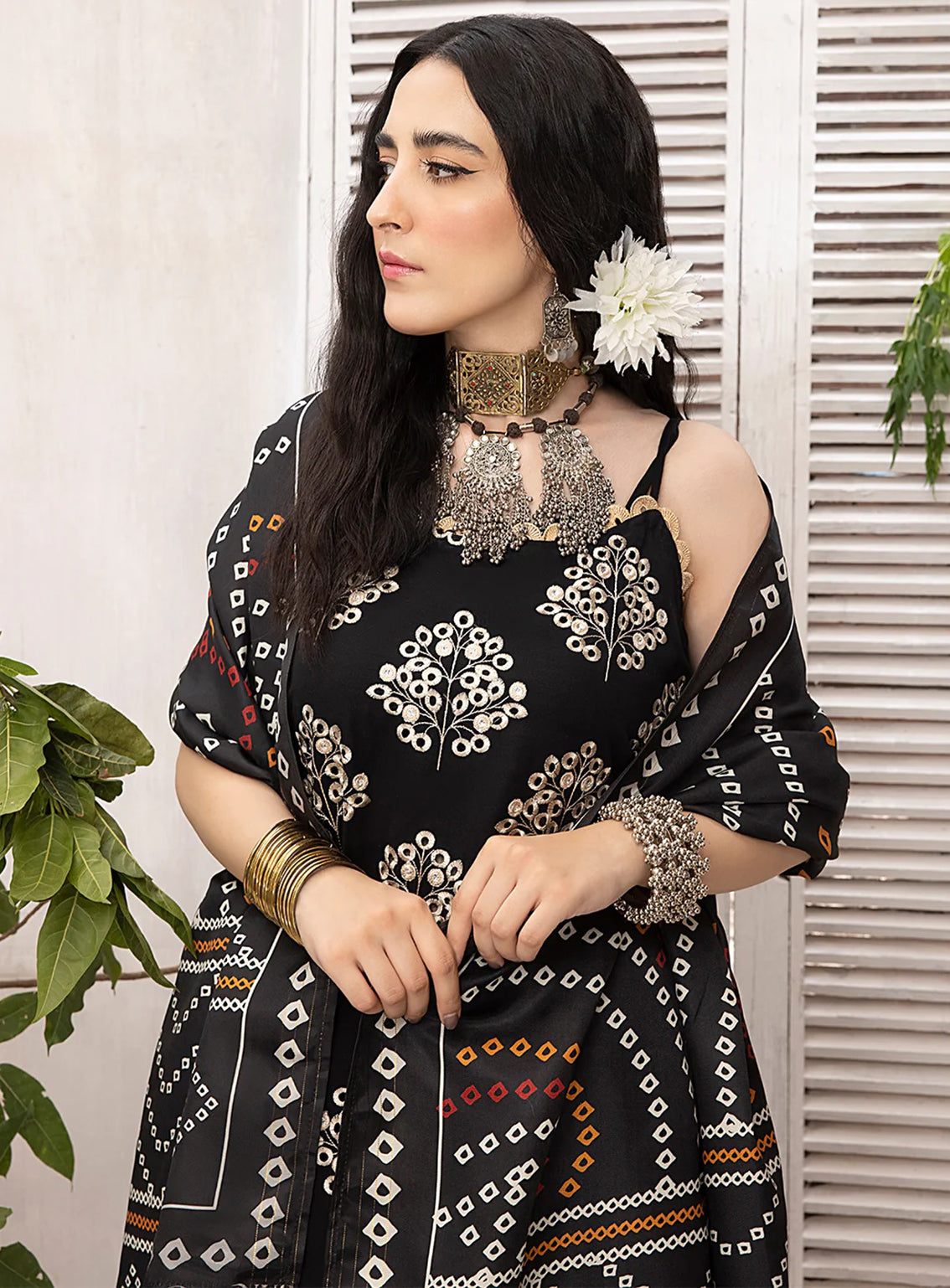 D#03 Mahnur Mehru Linen Winter Collection 923 D#03 Mahnur Mehru Linen Winter Collection 923