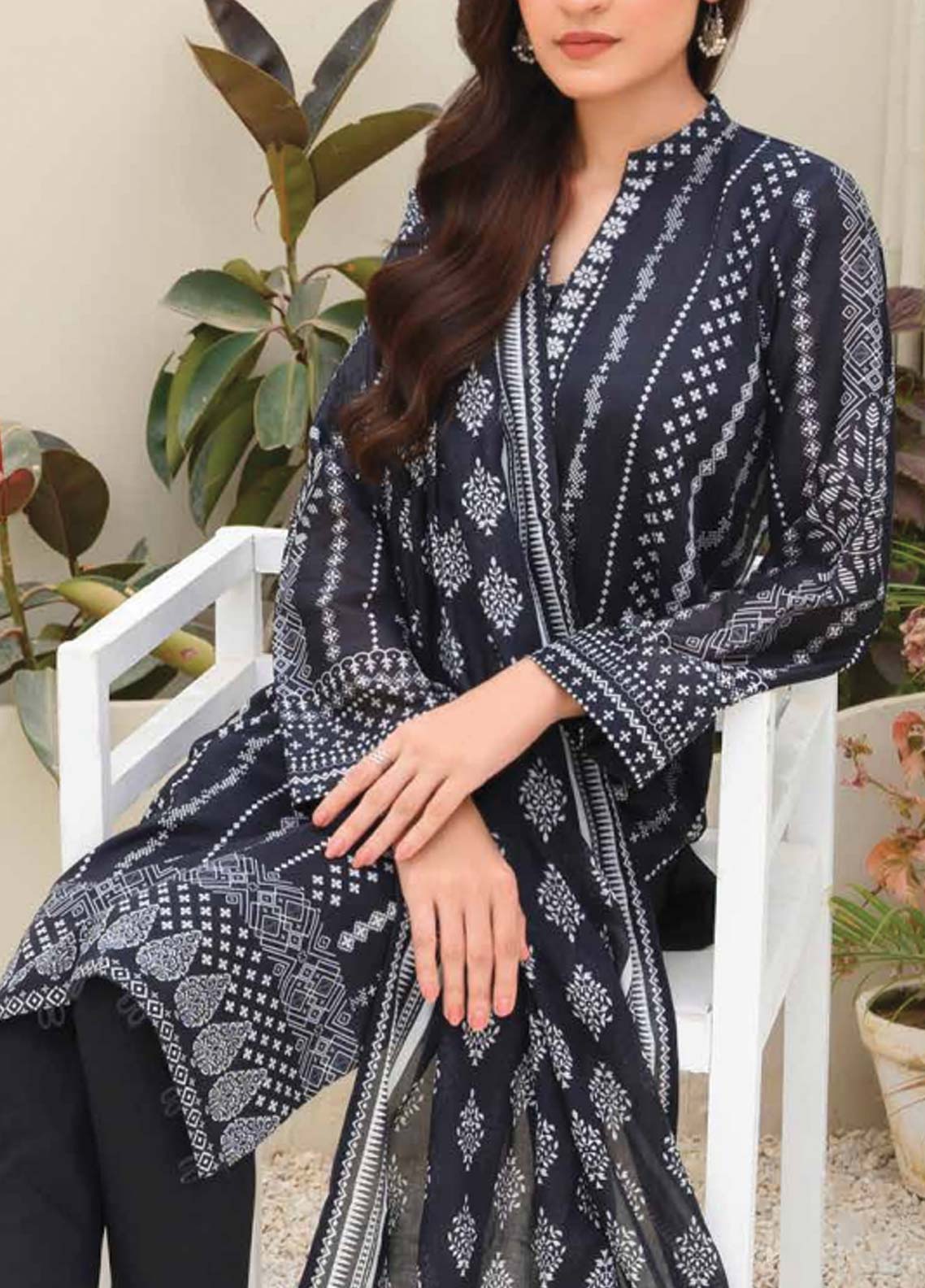 D#16 Salitex Monochrome Black & White Printed Collection 623 D#16 Salitex Monochrome Black & White Printed Collection 623