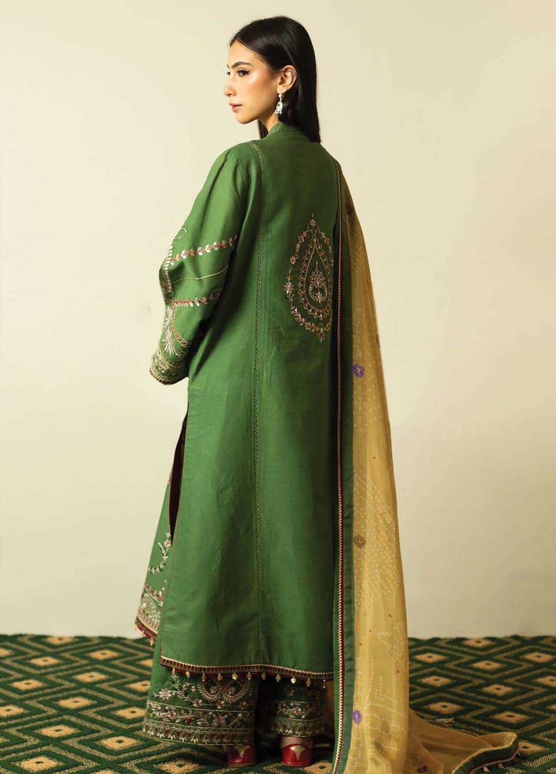 D#09 Zara Shahjahan Emb Lawn Collection 623 V-2 D#09 Zara Shahjahan Emb Lawn Collection 623 V-2