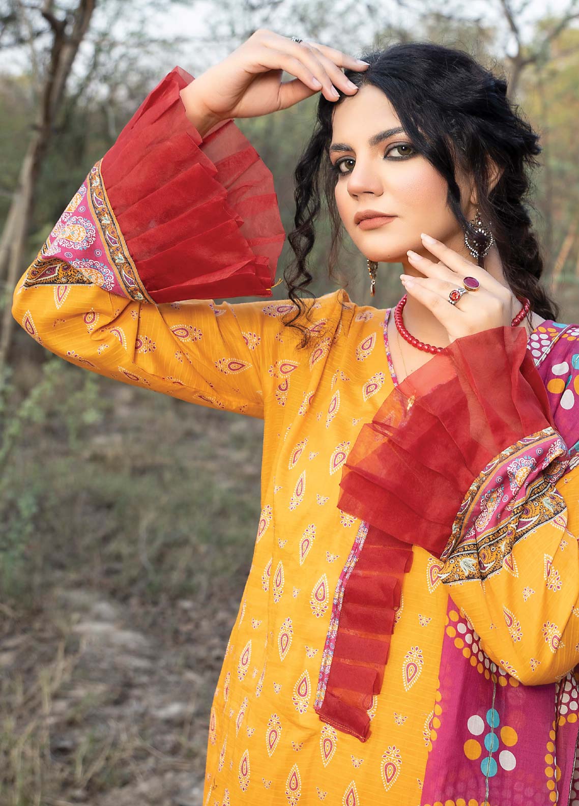 D#01 Ain Alif Digital Printed Lawn Collection 623 D#01 Ain Alif Digital Printed Lawn Collection 623