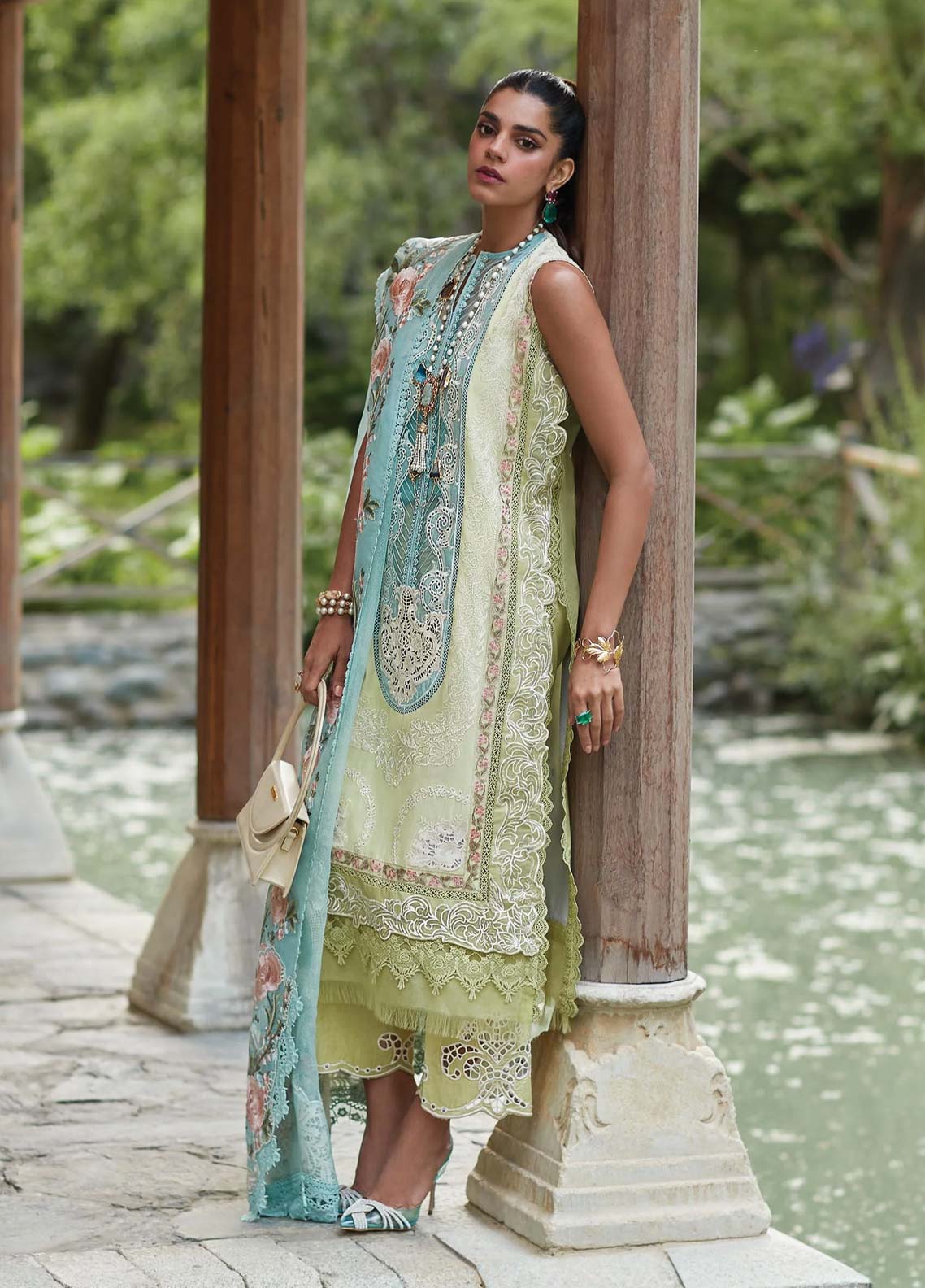 D#6A Crimson Luxury Emb Lawn Collection 623 D#6A Crimson Luxury Emb Lawn Collection 623