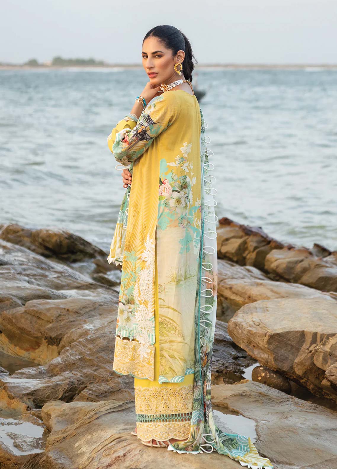 D#6A Elaf Signature Emb Lawn Collection 623 D#6A Elaf Signature Emb Lawn Collection 623