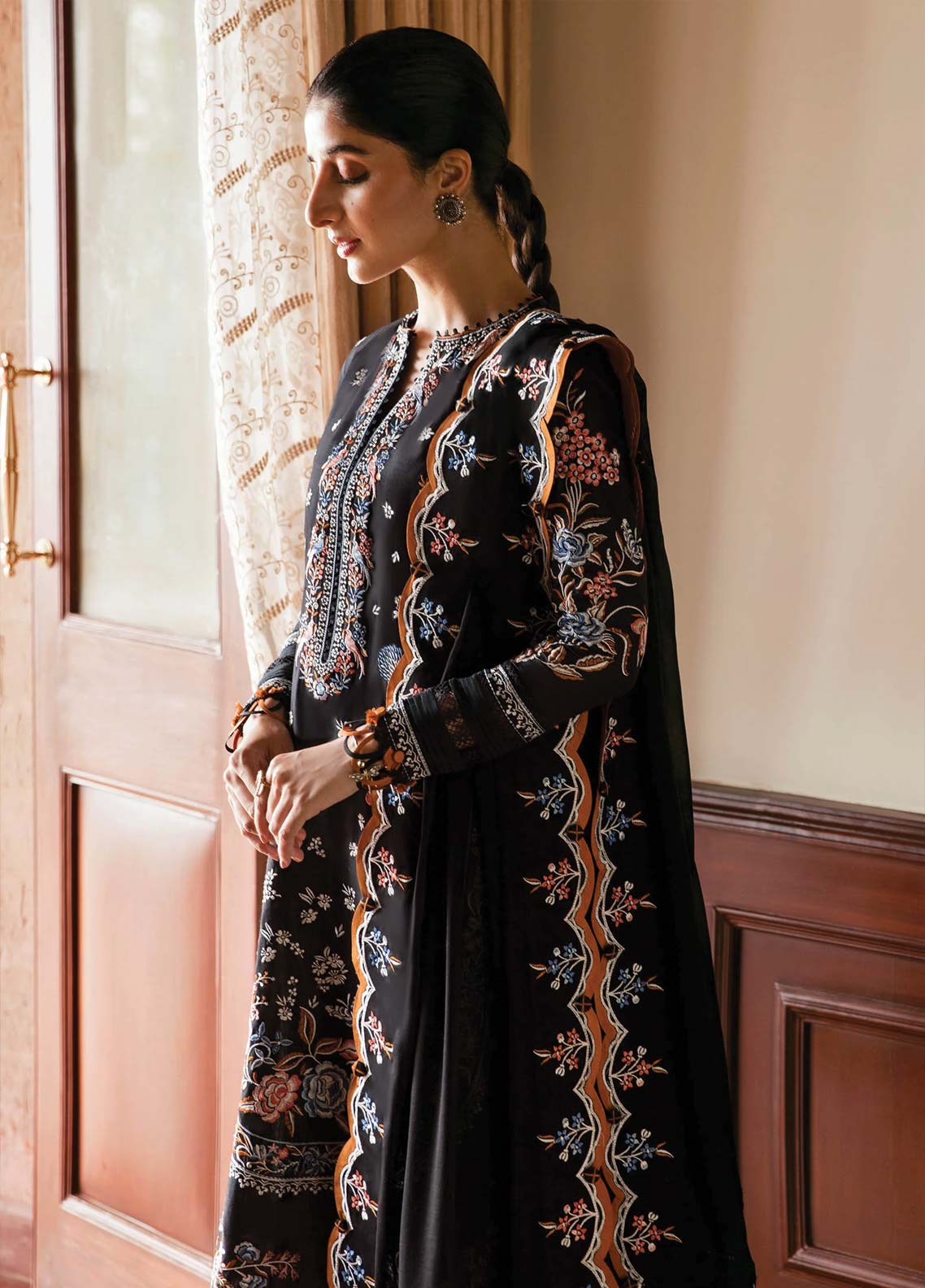 D#07 Zaha By Khadija Shah Festive Emb Lawn Collection 623 D#07 Zaha By Khadija Shah Festive Emb Lawn Collection 623