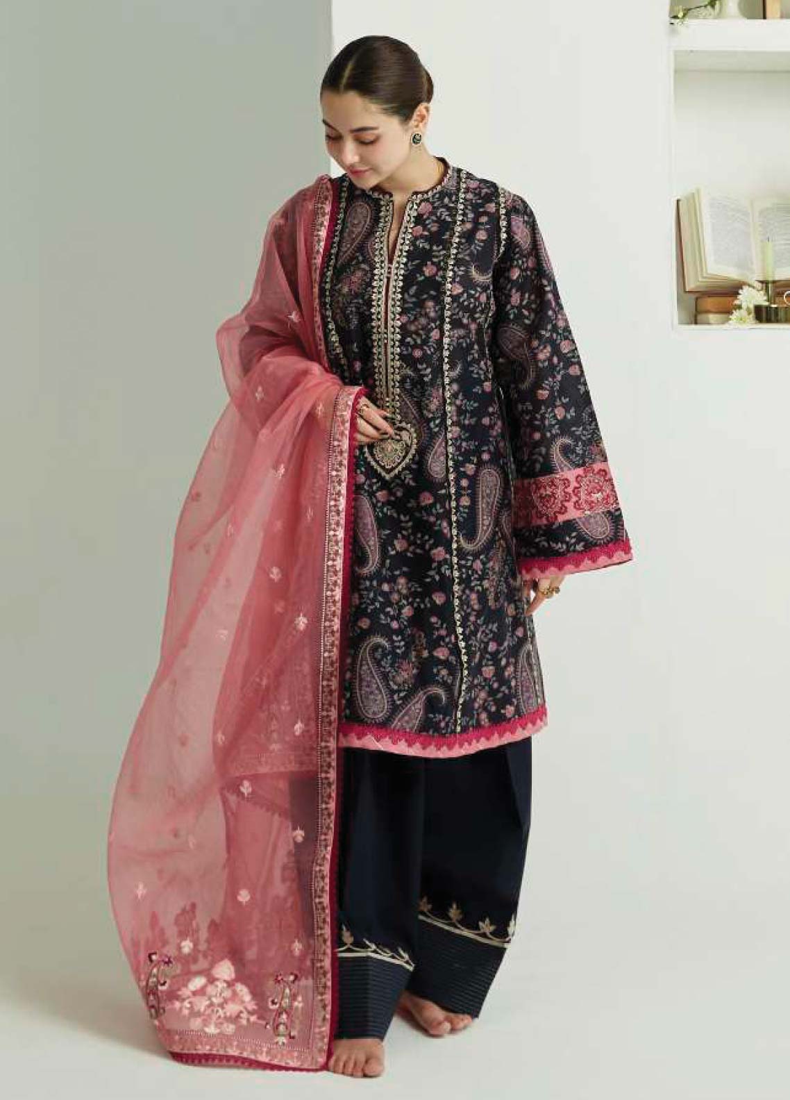 D#3B Zara Shahjahan Coco Emb Lawn Collection 623 D#3B Zara Shahjahan Coco Emb Lawn Collection 623