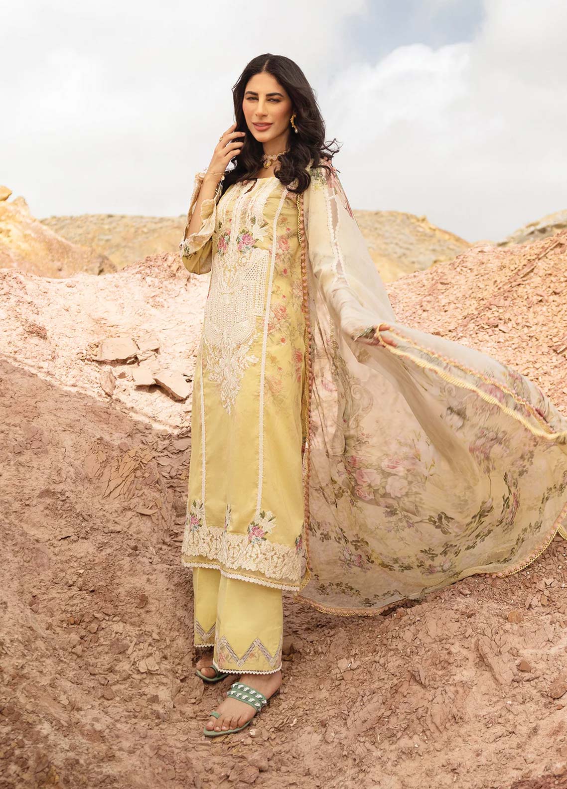D#2B Elaf Signature Emb Lawn Collection 623 D#2B Elaf Signature Emb Lawn Collection 623