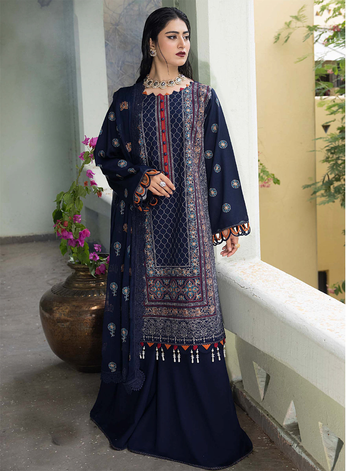 D#02 Noor Mahnur Luxury Winter Collection 923 D#02 Noor Mahnur Luxury Winter Collection 923
