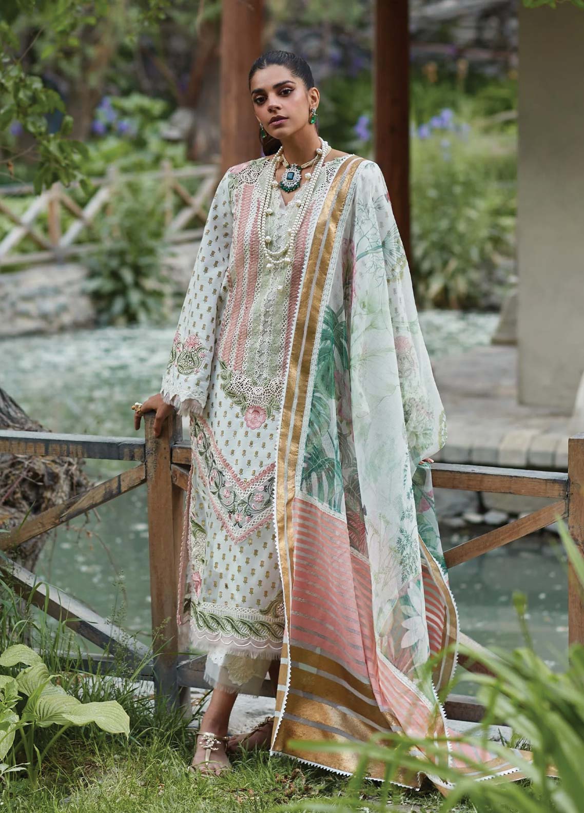 D#5A Crimson Luxury Emb Lawn Collection 623 D#5A Crimson Luxury Emb Lawn Collection 623