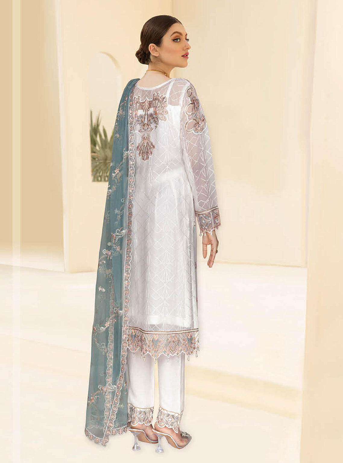 Kashish By Ramsha Embroidered Chiffon Unstitched 3 Piece Suit - 105 Kashish By Ramsha Embroidered Chiffon Unstitched 3 Piece Suit - 105