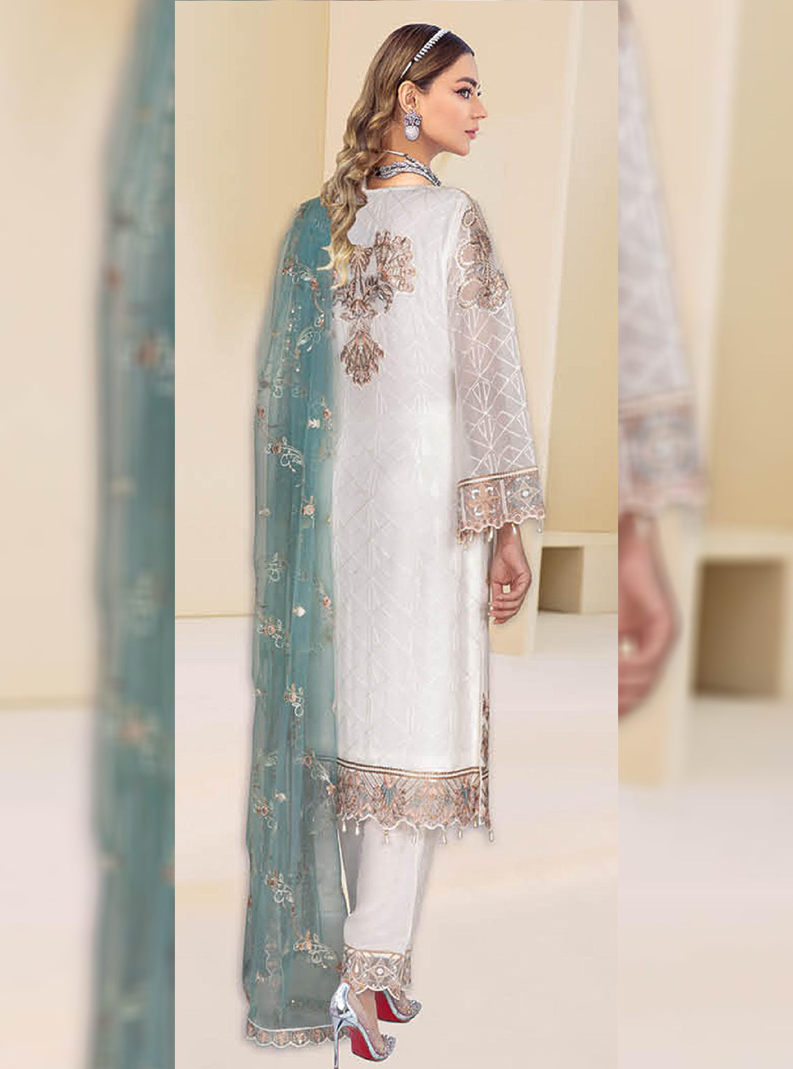 Kashish By Ramsha Embroidered Chiffon Unstitched 3 Piece Suit - 105 Kashish By Ramsha Embroidered Chiffon Unstitched 3 Piece Suit - 105