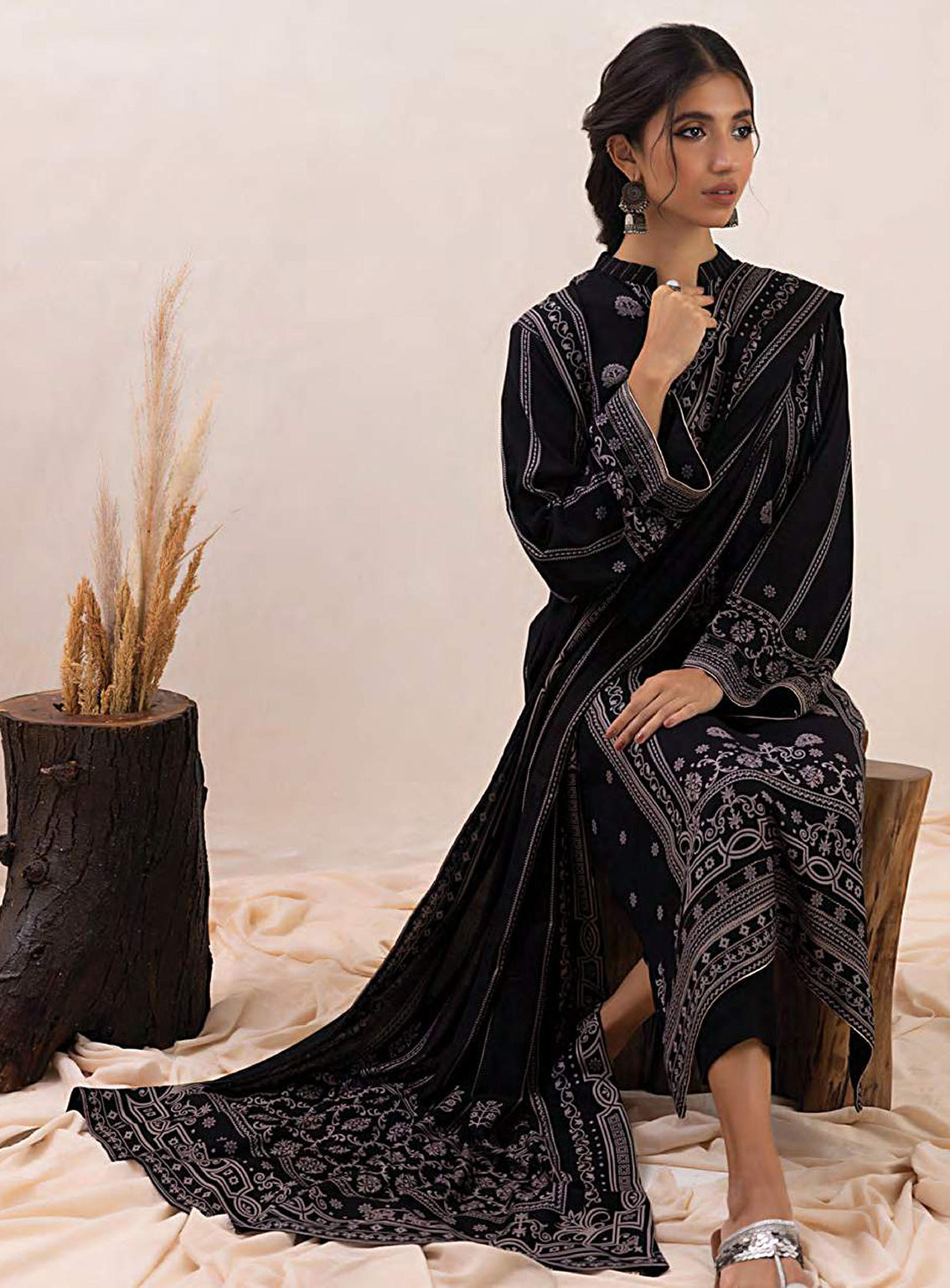 D#19C LSM Lakhany Pashmina Printed Collection 923 D#19C LSM Lakhany Pashmina Printed Collection 923