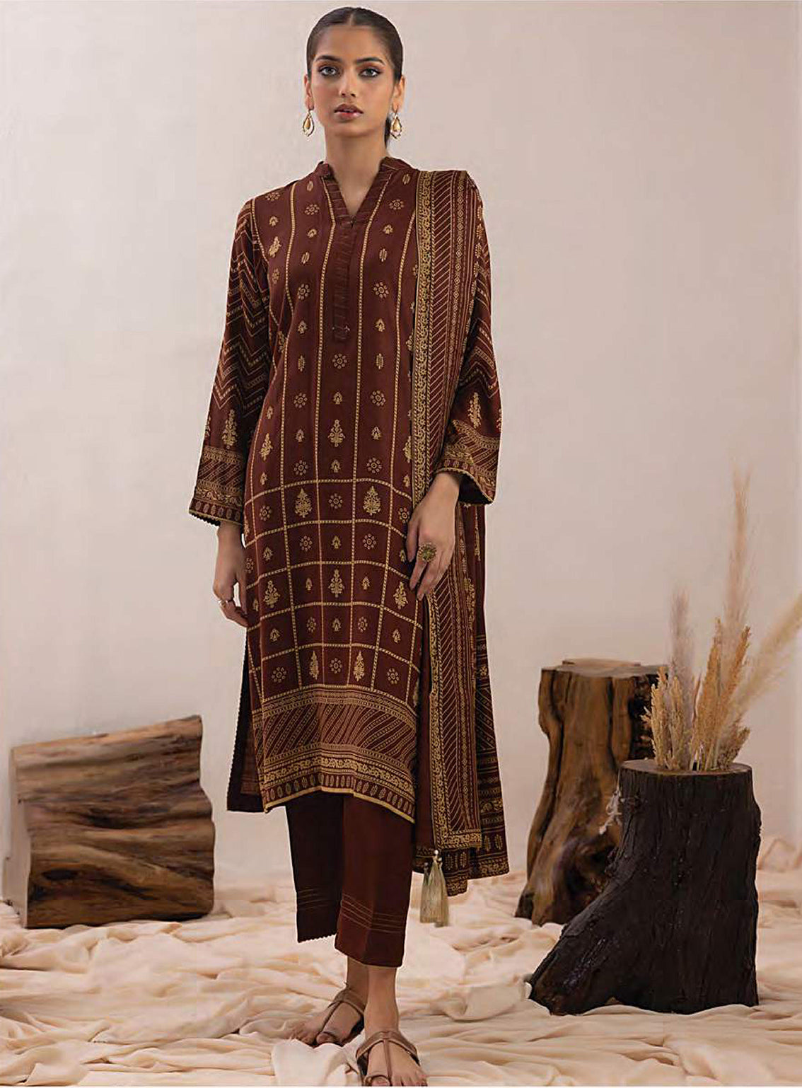 D#50C LSM Lakhany Pashmina Printed Collection 923 D#50C LSM Lakhany Pashmina Printed Collection 923