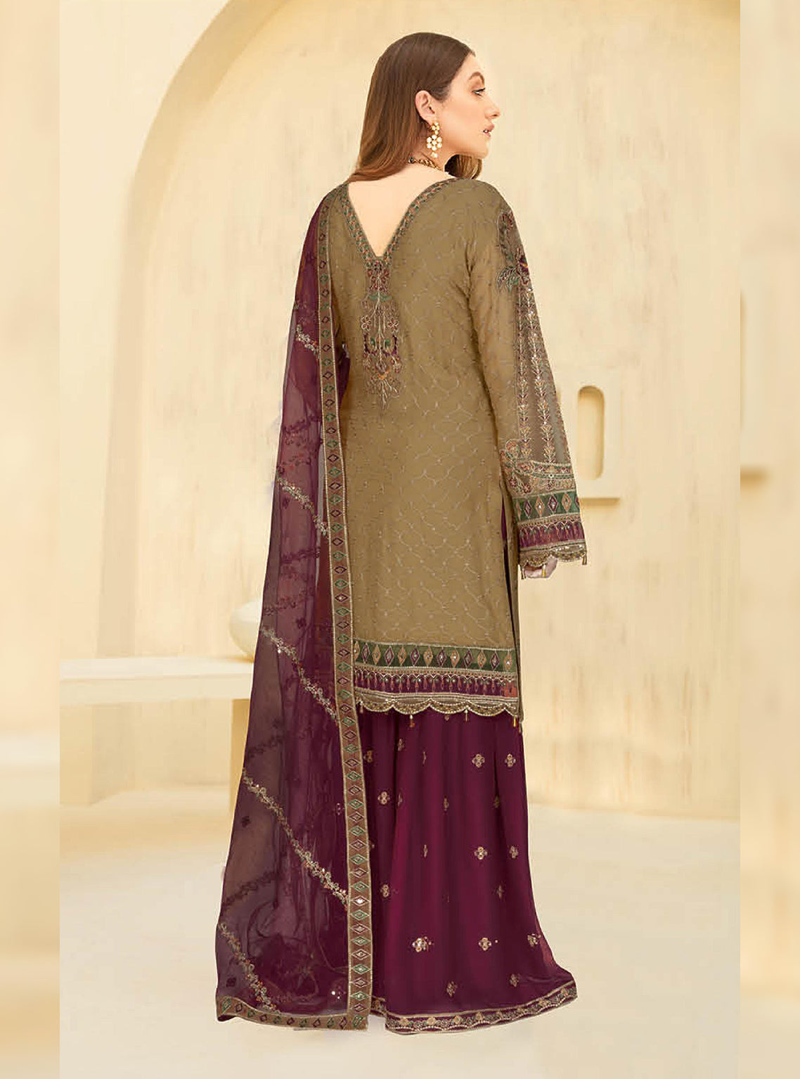 Kashish By Ramsha Embroidered Chiffon Unstitched 3 Piece Suit - 104 Kashish By Ramsha Embroidered Chiffon Unstitched 3 Piece Suit - 104