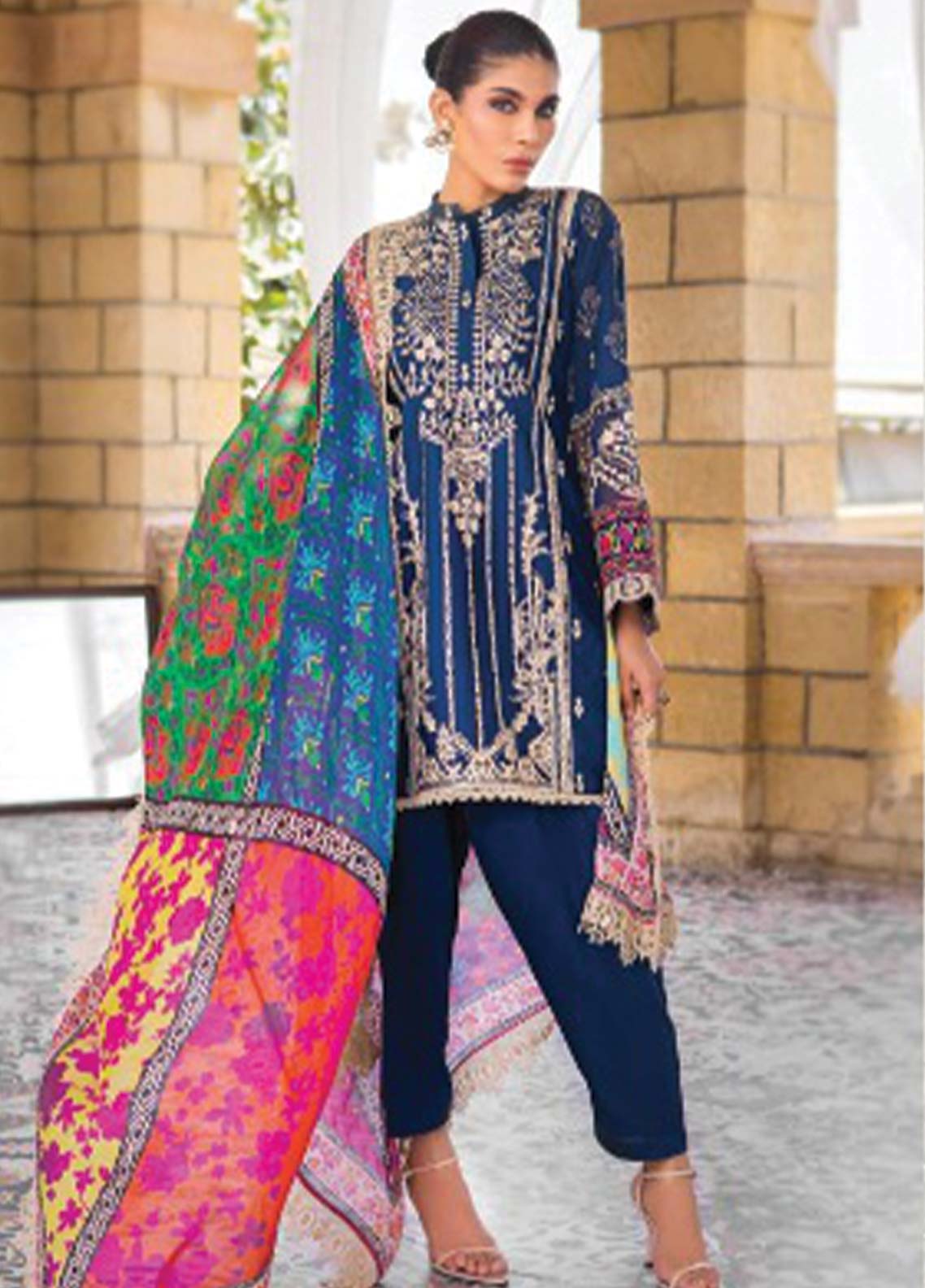 D#5B Zainab Chottani Luxury Emb Lawn Collection 623 D#5B Zainab Chottani Luxury Emb Lawn Collection 623