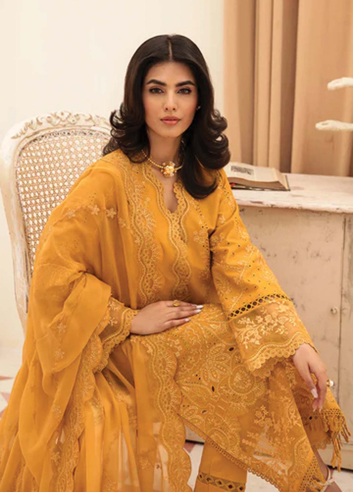 Afrozeh Embroidered Lawn Unstitched 3 Piece Suit - 03 Afrozeh Embroidered Lawn Unstitched 3 Piece Suit - 03