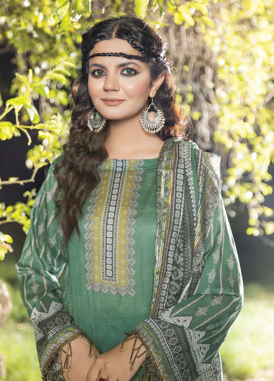 D#10 Ain Alif Digital Printed Lawn Collection 623 D#10 Ain Alif Digital Printed Lawn Collection 623