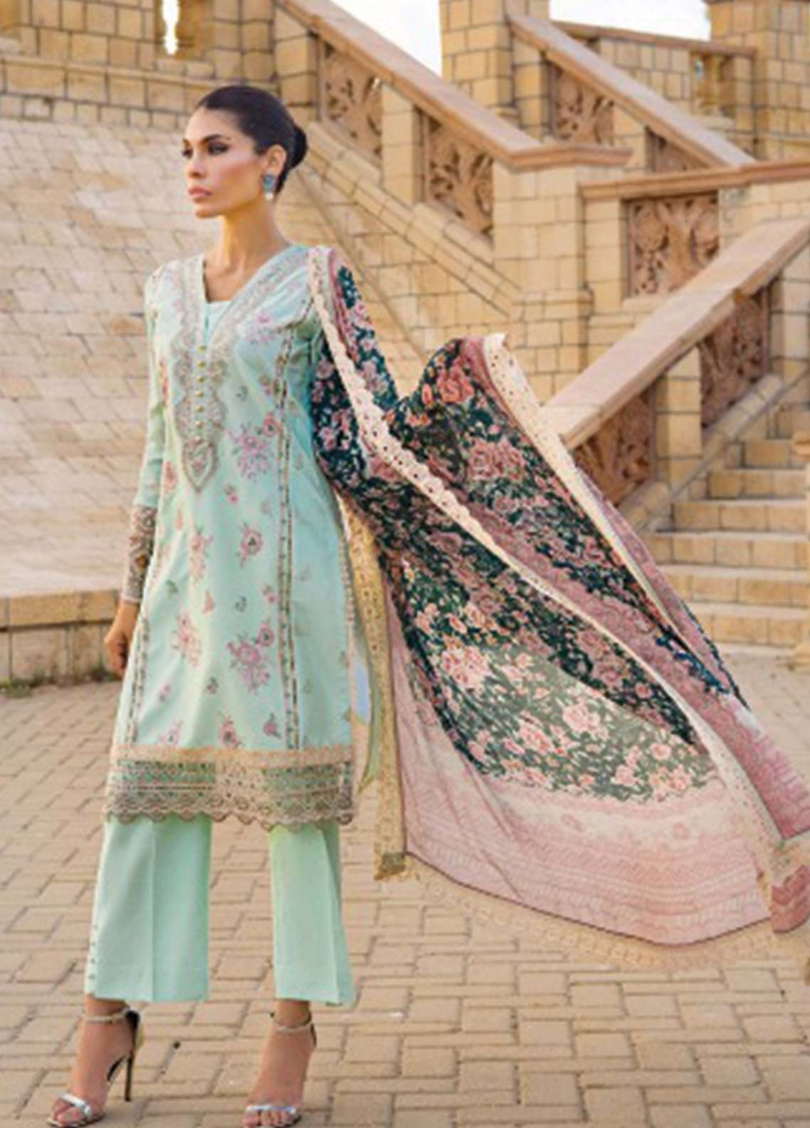 D#2A Zainab Chottani Luxury Emb Lawn Collection 623 D#2A Zainab Chottani Luxury Emb Lawn Collection 623