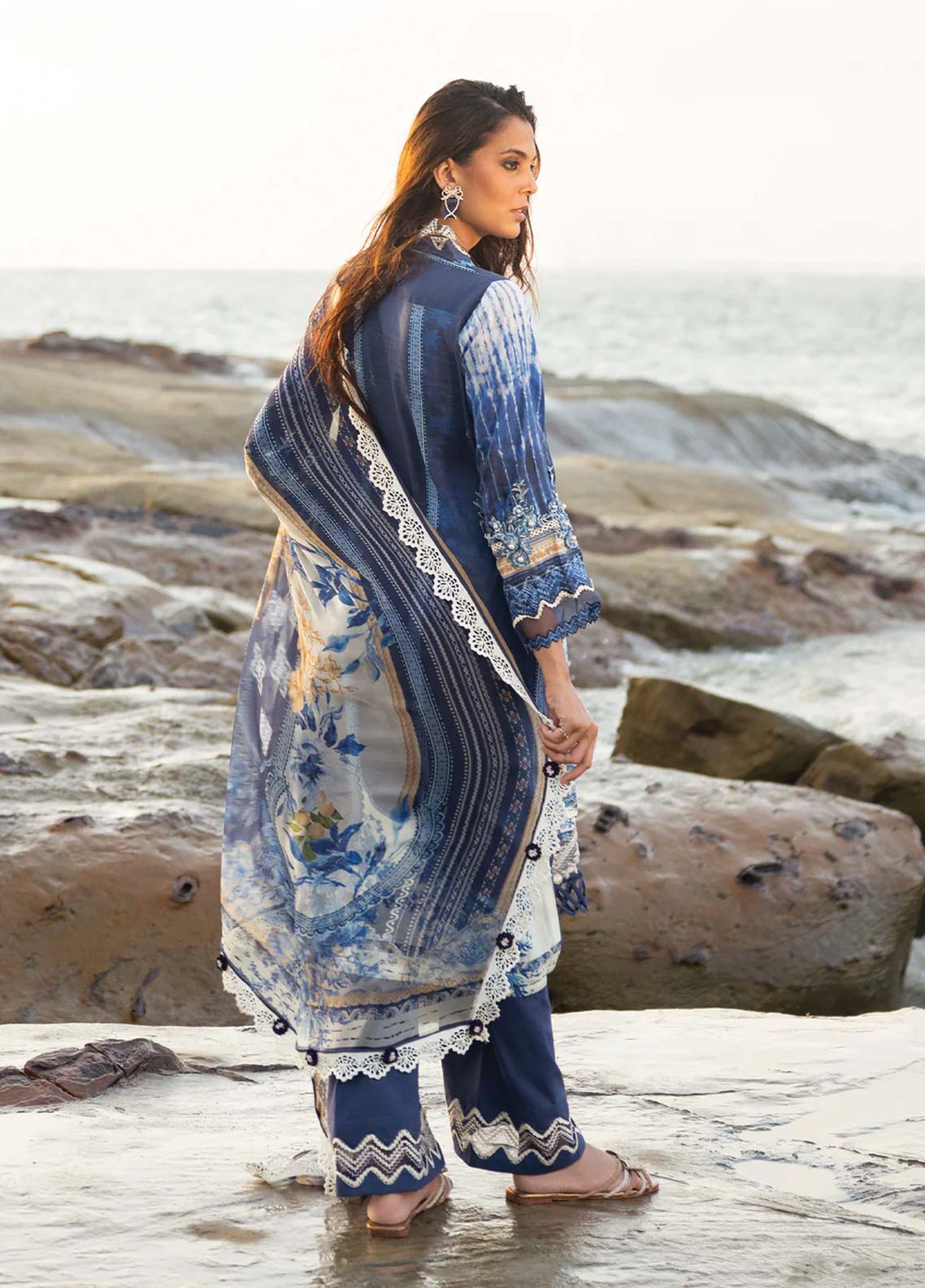 D#4B Elaf Signature Emb Lawn Collection 623 D#4B Elaf Signature Emb Lawn Collection 623