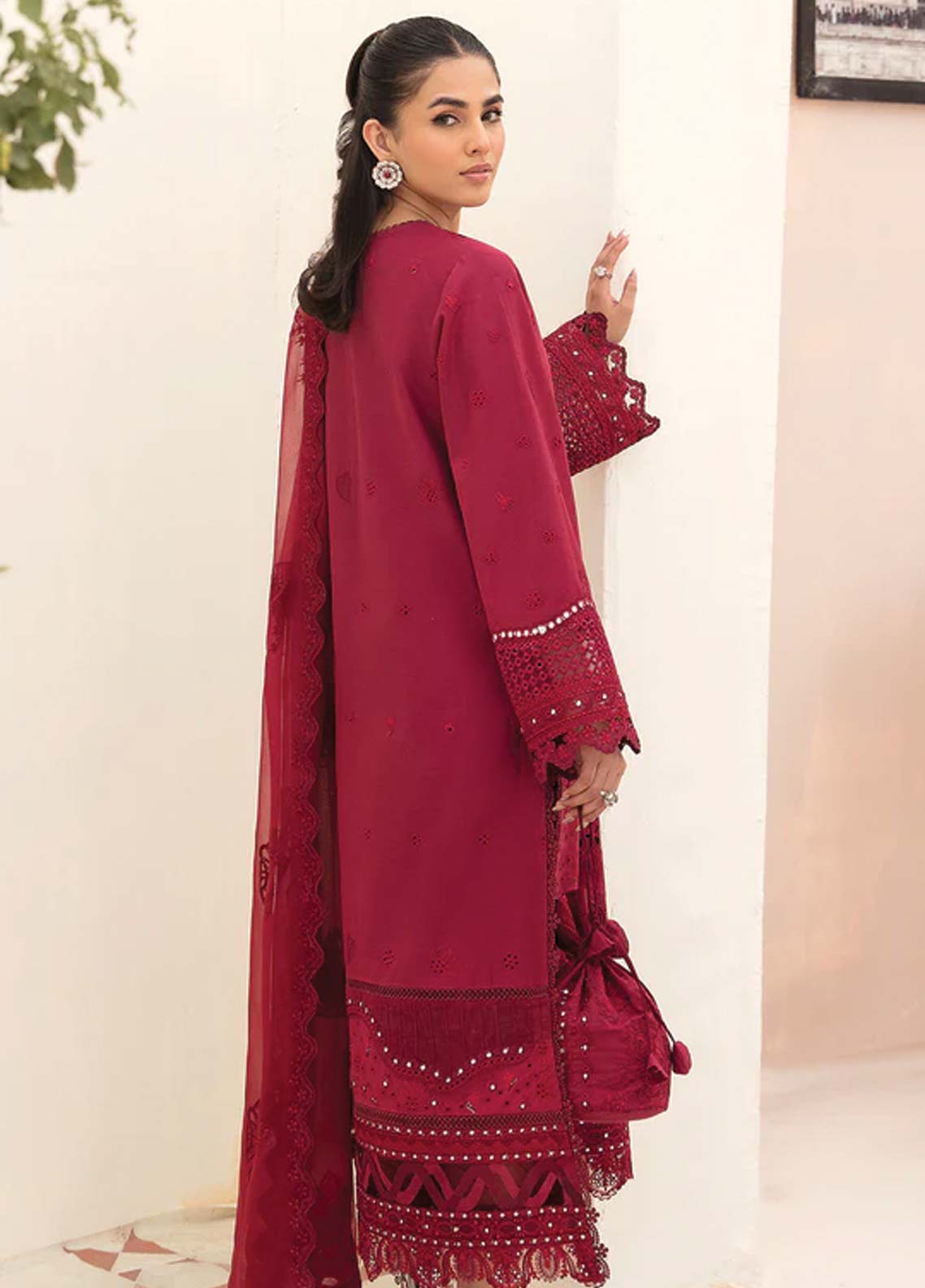 Afrozeh Embroidered Lawn Unstitched 3 Piece Suit - 08 Afrozeh Embroidered Lawn Unstitched 3 Piece Suit - 08