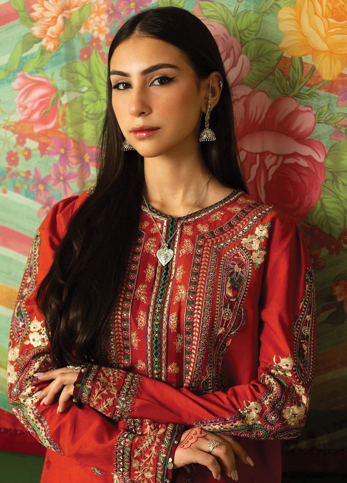 D#02 Zara Shahjahan Emb Lawn Collection 623 V-2 D#02 Zara Shahjahan Emb Lawn Collection 623 V-2