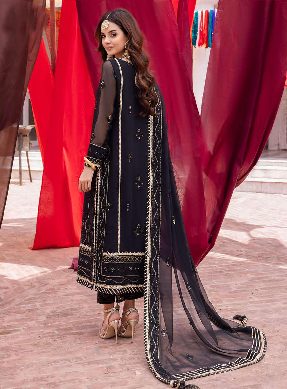 D#18 Asim Jofa Abresham Collection 1023 D#18 Asim Jofa Abresham Collection 1023