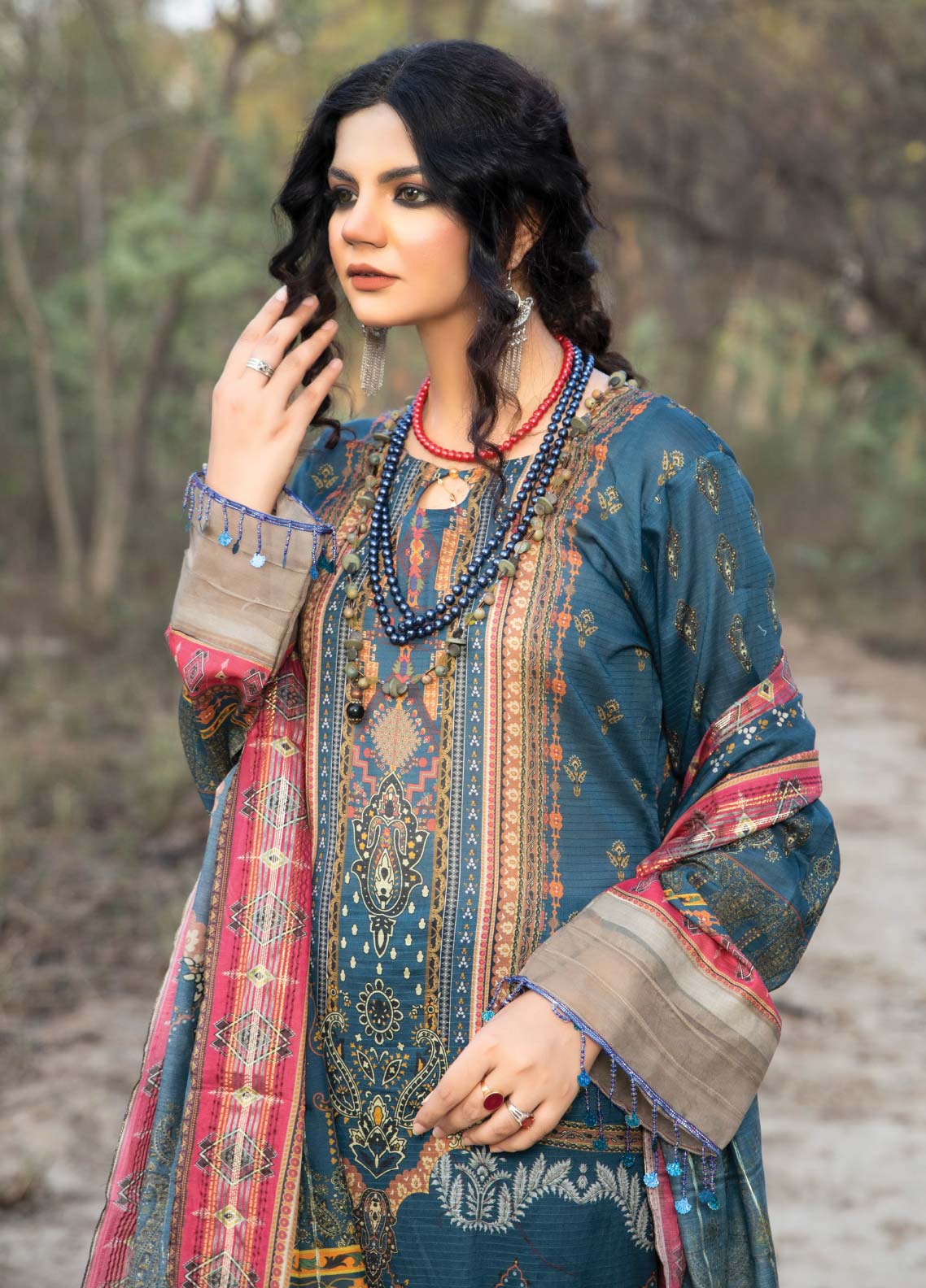 D#02 Ain Alif Digital Printed Lawn Collection 623 D#02 Ain Alif Digital Printed Lawn Collection 623