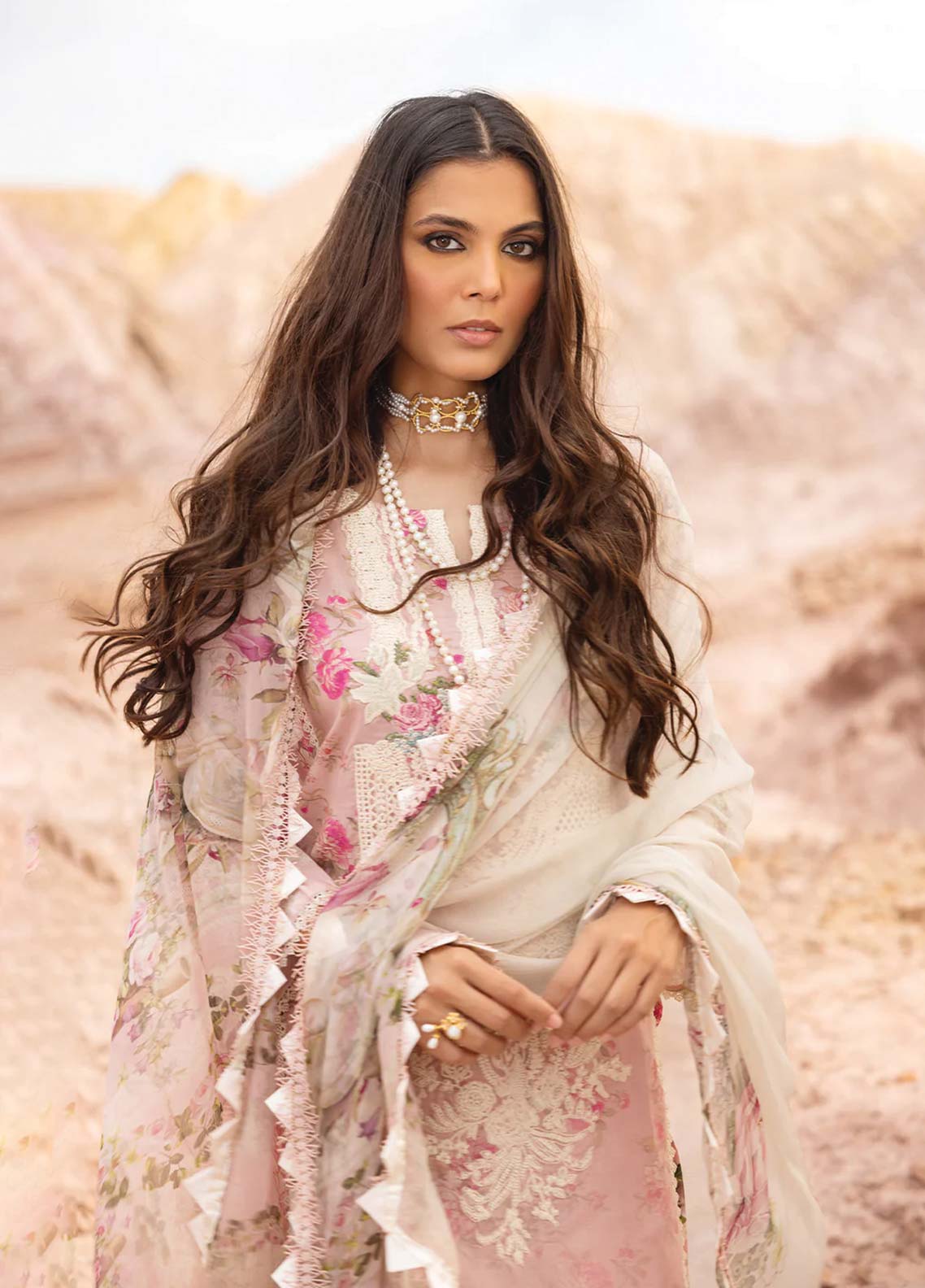 D#2A Elaf Signature Emb Lawn Collection 623 D#2A Elaf Signature Emb Lawn Collection 623